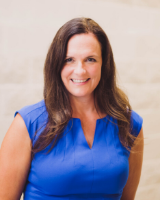 Dr. Carin Shearer